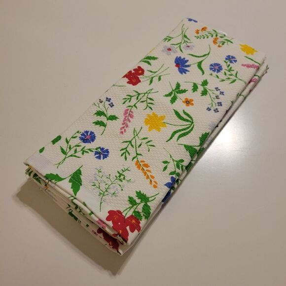 NEW KATE SPADE SPRING GARDEN FLORAL PARTY SET OF 2 KITCHEN TOWELS RED BLUE NWT - Picture 3 of 8